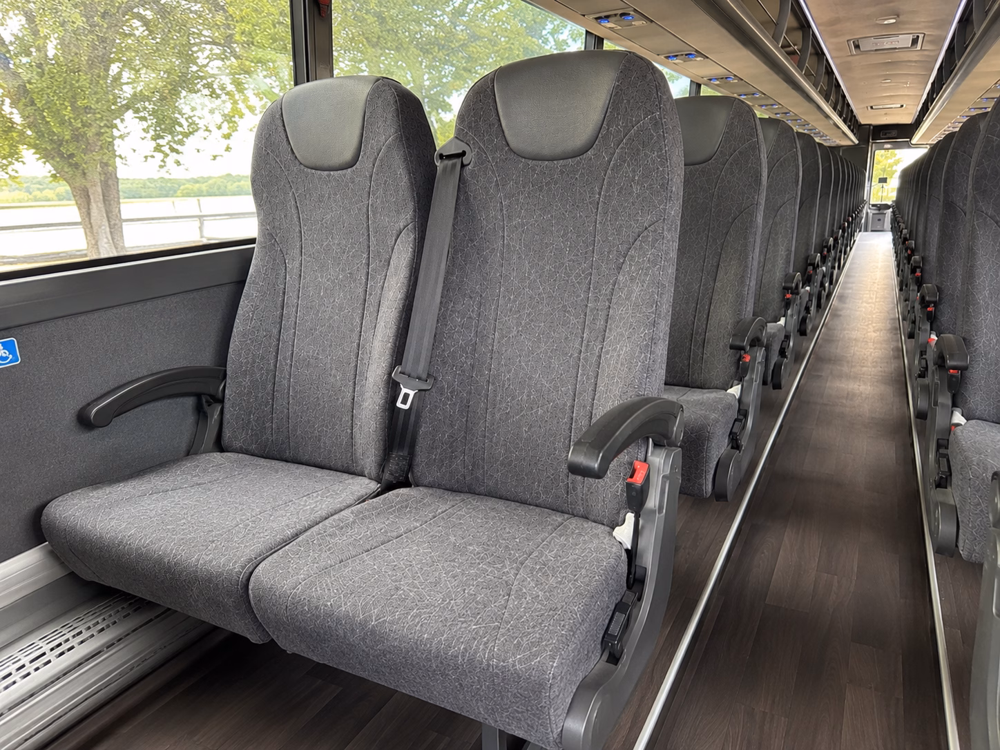 compare bus rental pricing in mountain view online upfront and in minutes
