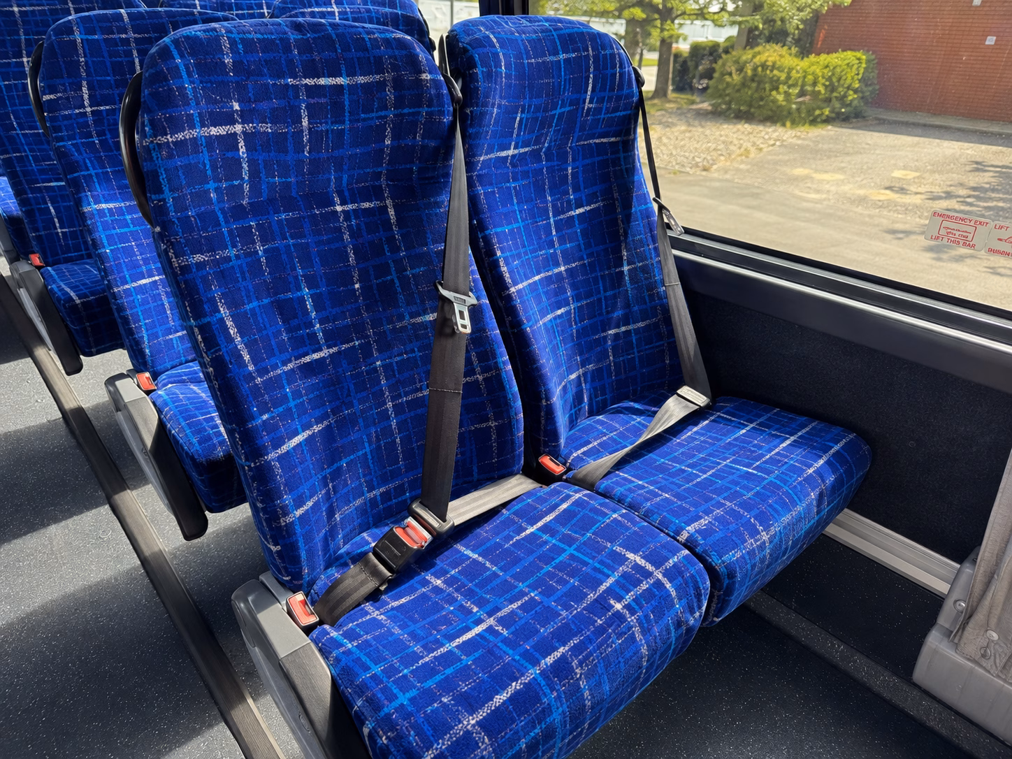 mountain view charter bus hero 2