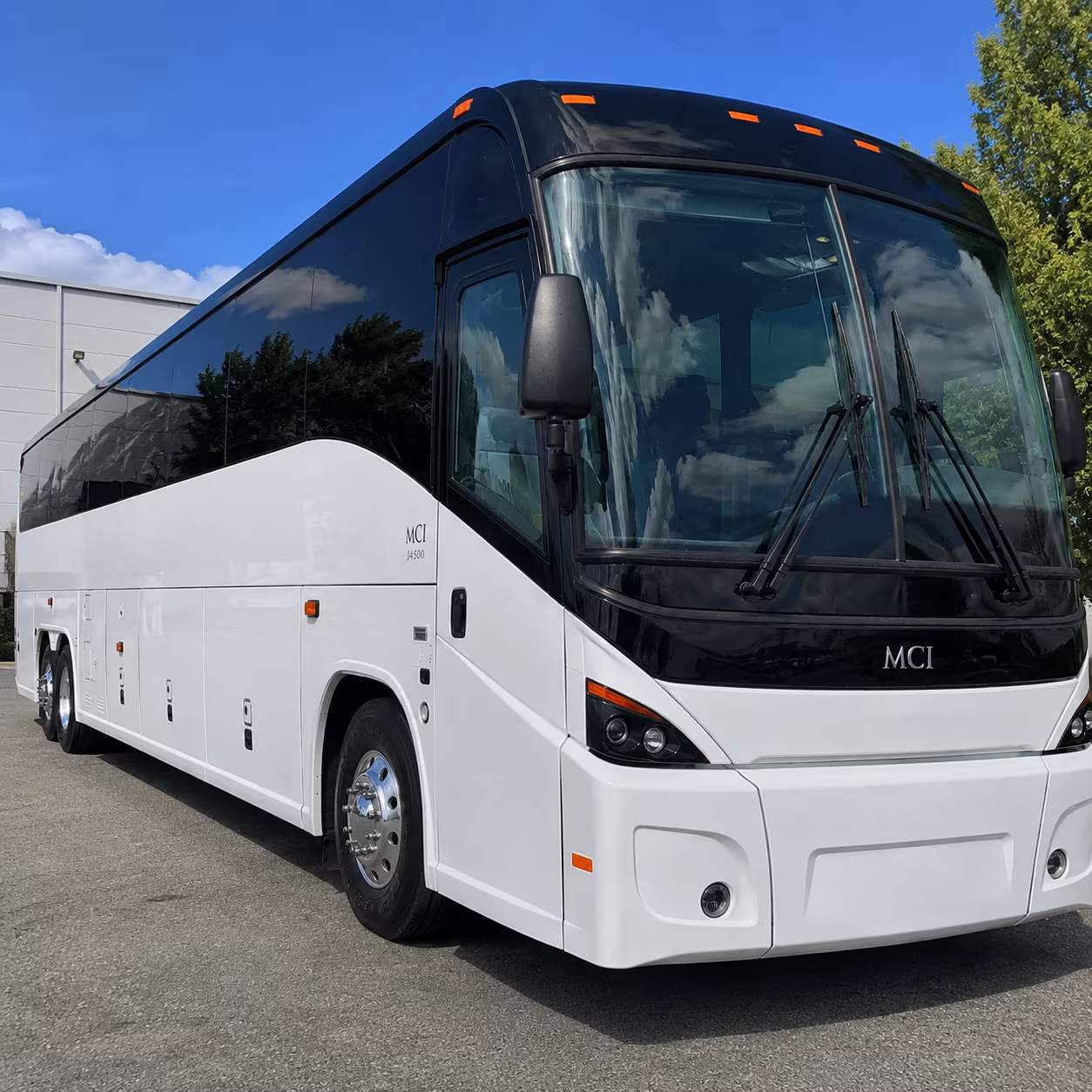 on demand airport transfers for silicon valley corporate groups